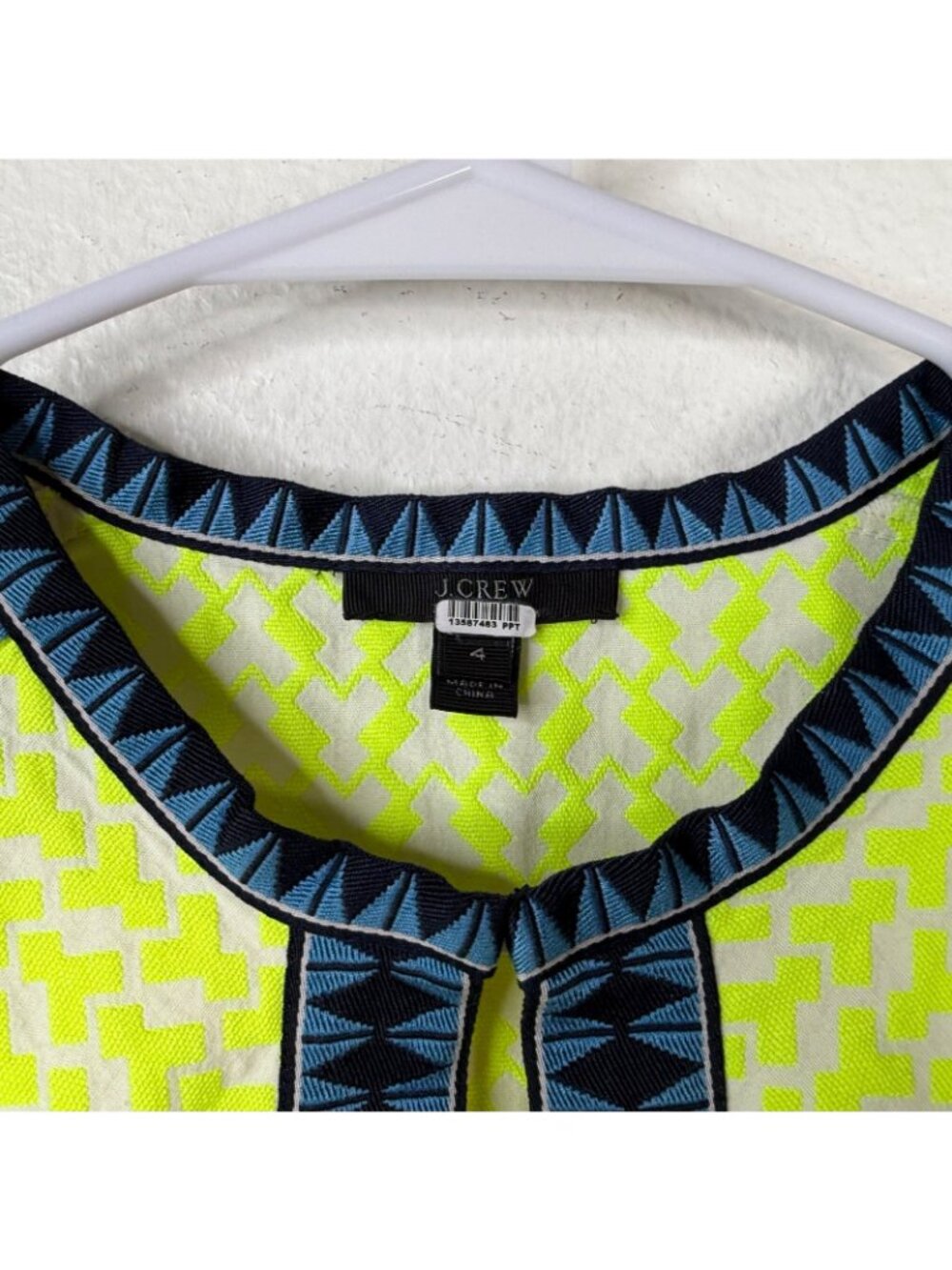 J.CREW Neon Arrow Print Mod Shift Dress Pockets Yellow White Sz 4 Resort Yacht - Picture 3 of 14